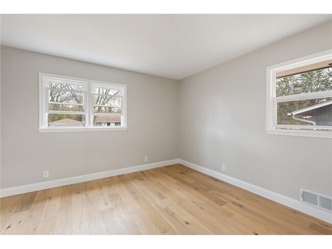 Building Photo - 7717 Glasgow Dr