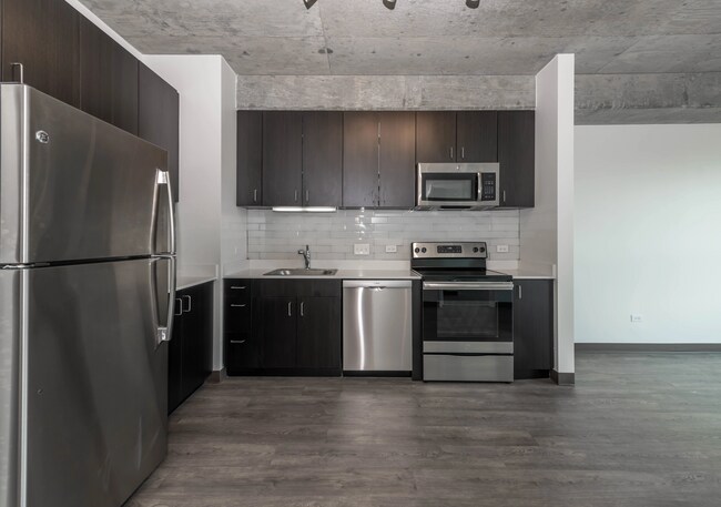 Foto del edificio - 3231 N Clark St