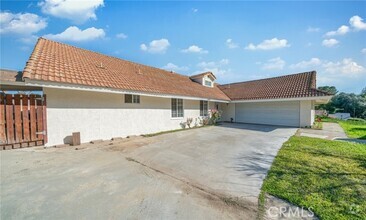 Building Photo - 16215 Salazar Dr