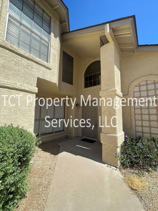 Building Photo - Spacious 3 Bedroom on Cul-de-Sac!