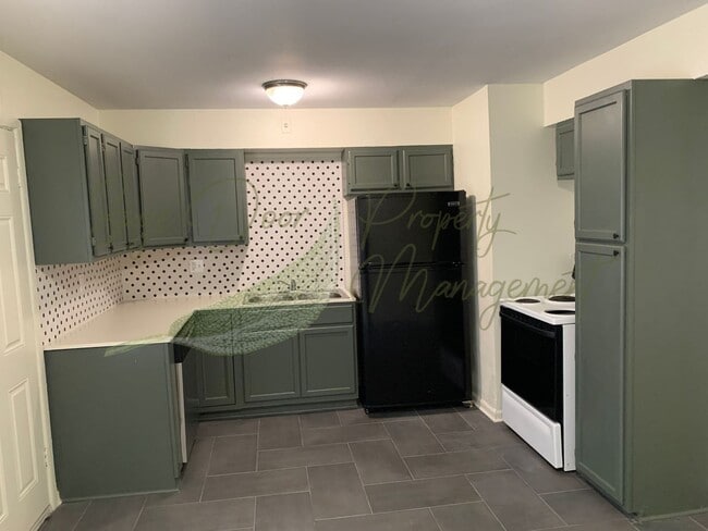 Building Photo - SUPER CUTE UPDATES!!!
