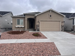 Building Photo - 3891 Ivy Hill Dr