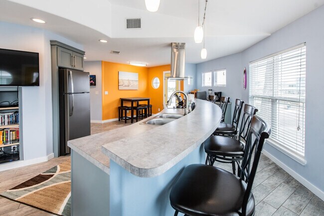 Foto del edificio - 1923 Eleventh Street-SI ID1023230P