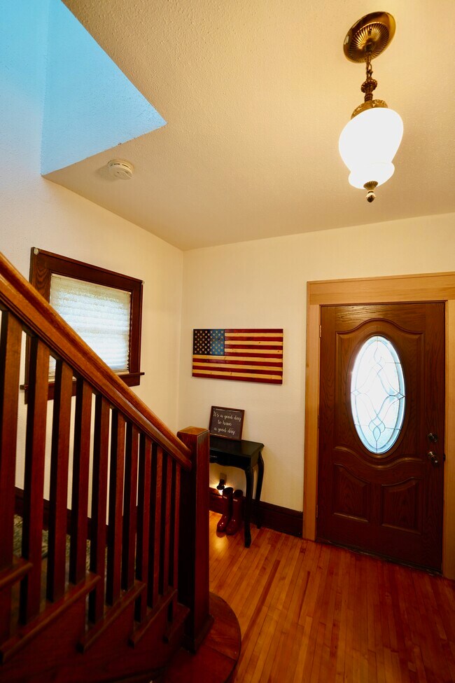 Foto del edificio - 501 2nd Ave NW