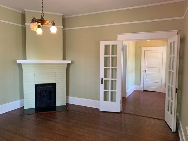 Foto del edificio - 110 N Hilliard St