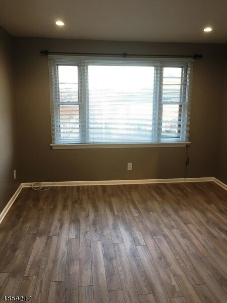 Building Photo - 408 Valley Brook Ave