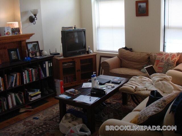 Foto del edificio - 1801 Beacon St