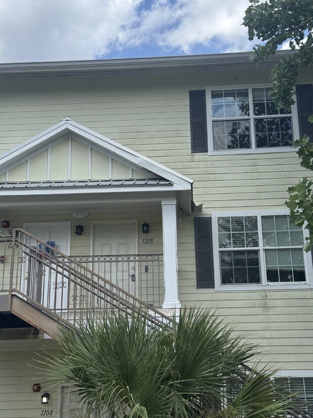 Huge 3-bedroom 2.5-Bathroom Condo Near parks and restaurants - Huge 3-bedroom 2.5-Bathroom Condo Near parks and restaurants