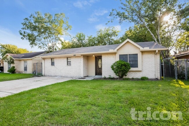 Building Photo - 12119 Fawnway Dr