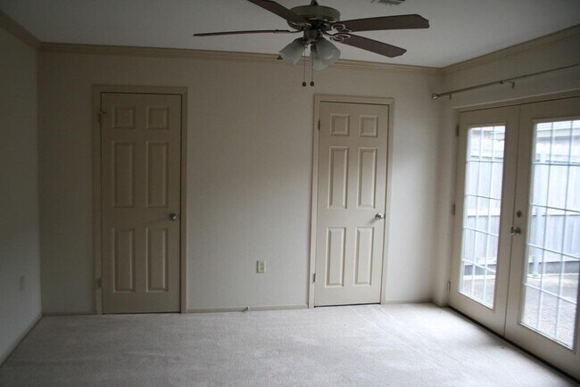 Building Photo - 5153 Blair Ln