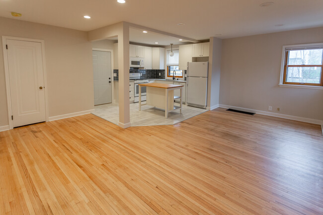 Foto del edificio - 3729 E 54th St