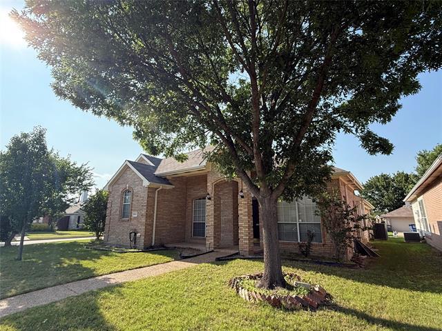 Foto del edificio - 1221 Hillcrest Dr