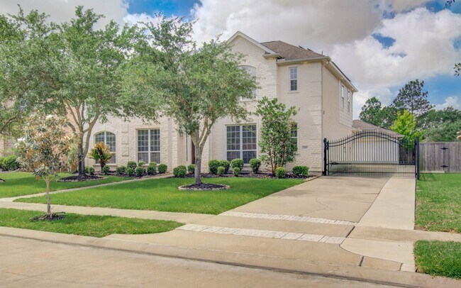 Foto del edificio - 1510 Lake Grayson Dr