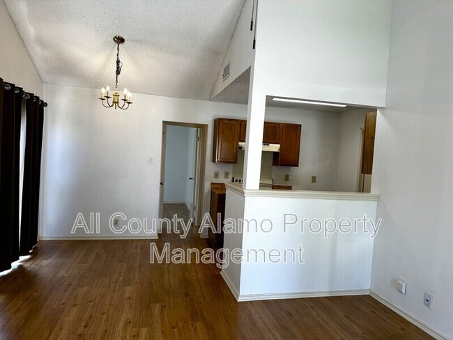 Building Photo - 7527 Alverstone Way