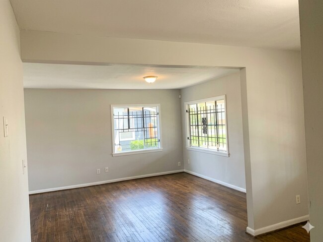 Foto del edificio - 6109 Wayland St