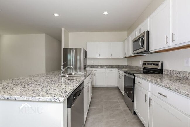 Foto del edificio - 35607 W San Capistrano Ave