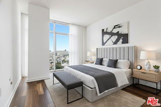 Foto del edificio - 13700 Marina Pointe Dr