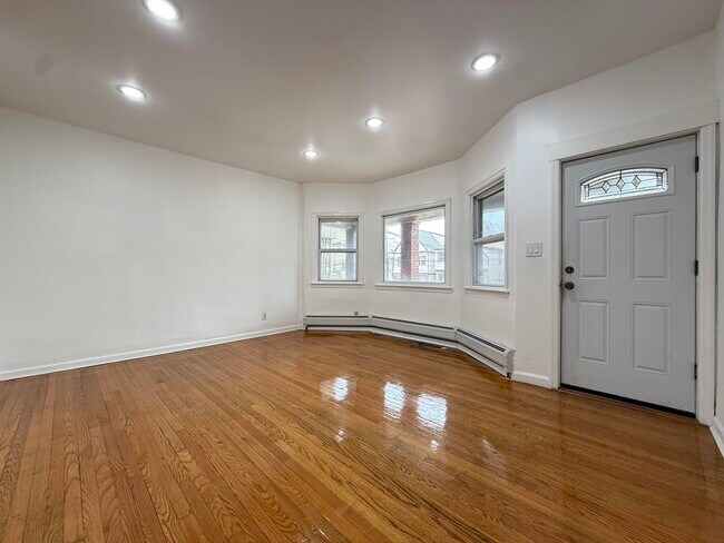 Foto del edificio - 136 W 31st St