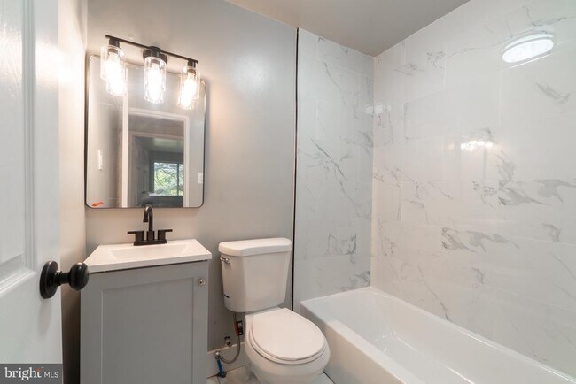 Building Photo - 4616 Leiper St