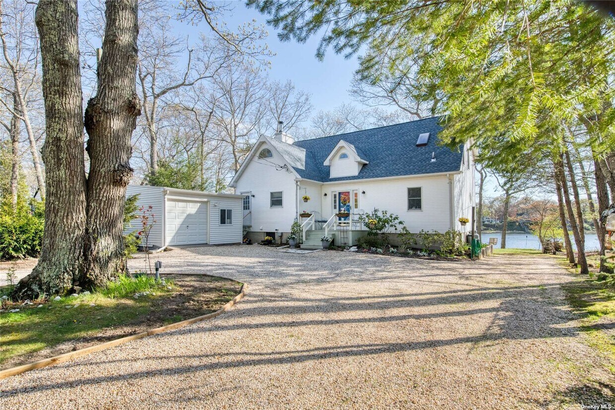 1270 Trumans Path, East Marion, NY 11939 House Rental in East Marion