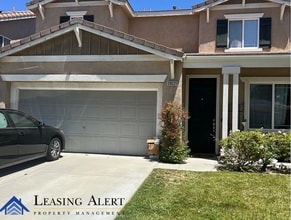 Building Photo - 28221 Somerset Ct