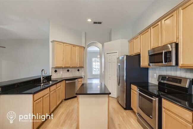Foto del edificio - 2019 Wintermere Pointe Dr, Winter Garden, ...