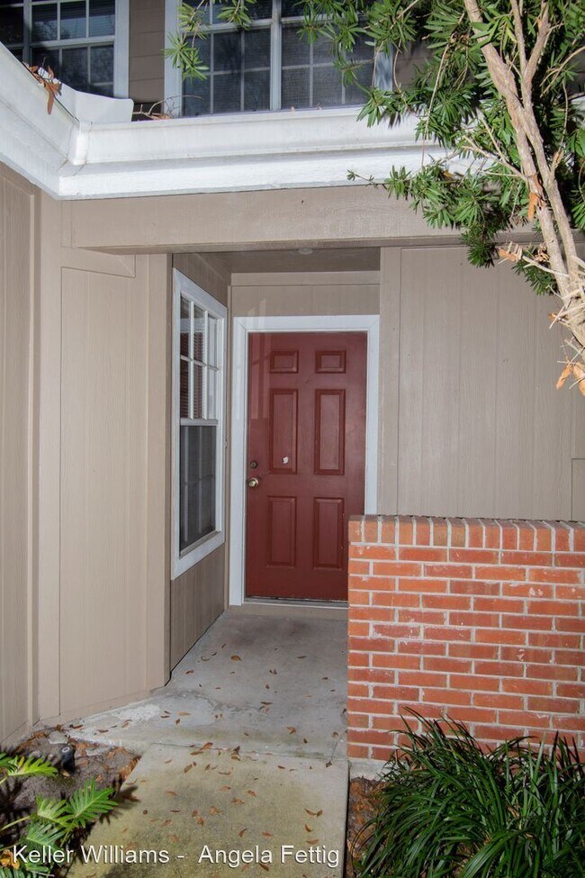 Building Photo - 2 br, 2.5 bath House - 672 Post Oak Circle...