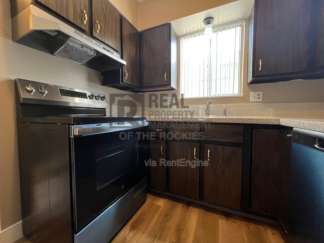 Building Photo - 2719 Leisure Dr