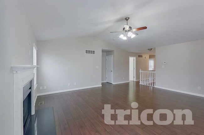 Foto del edificio - 29 Brookfield Ct