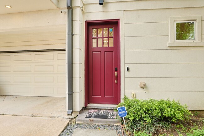 Foto del edificio - 2212 Stuart St