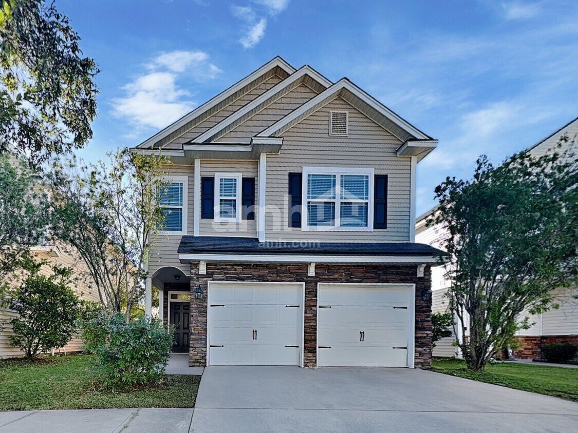 Primary Photo - 35 Summer Hill Ct