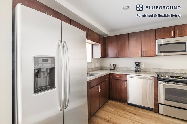 Foto del edificio - 2221 I St NW