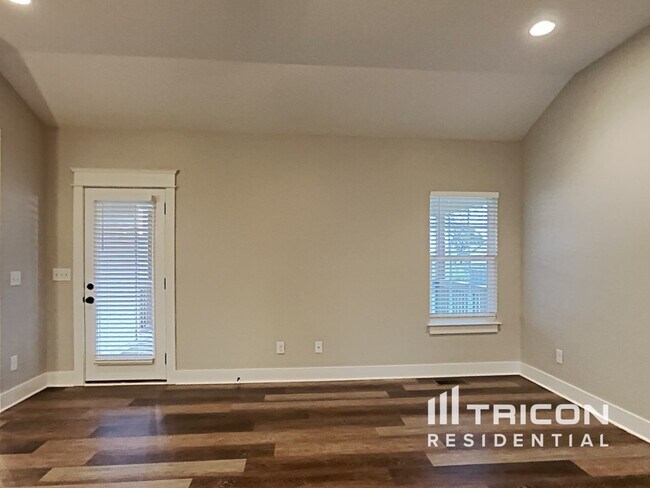 Building Photo - 215 Tucker Trice Blvd