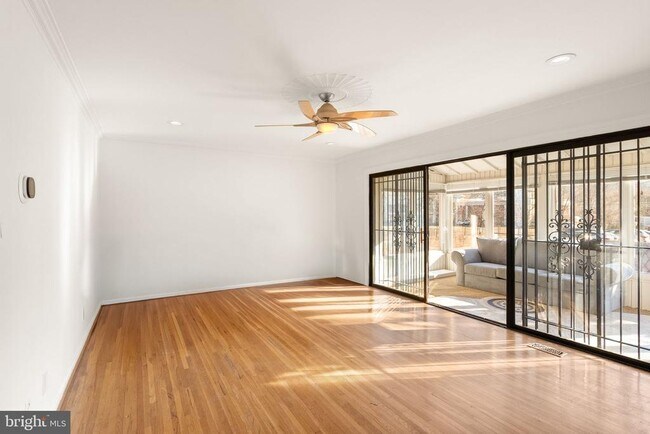 Foto del edificio - 500 G St SW