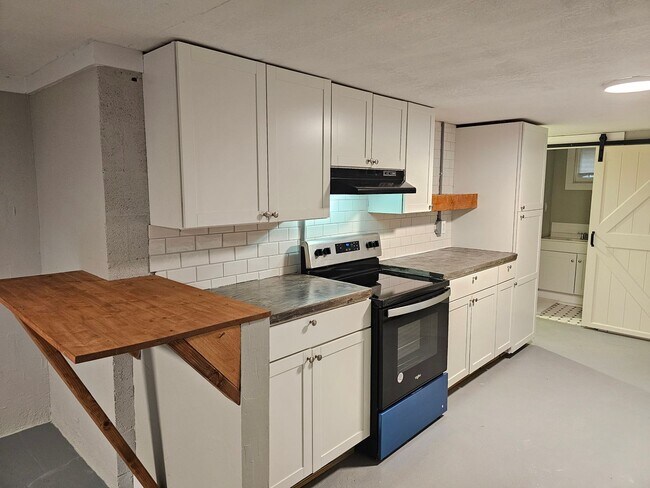 Foto del edificio - 1105 Crossland Ave