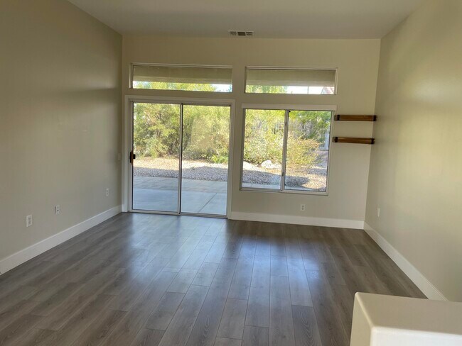 Building Photo - 78232 Silver Sage Dr