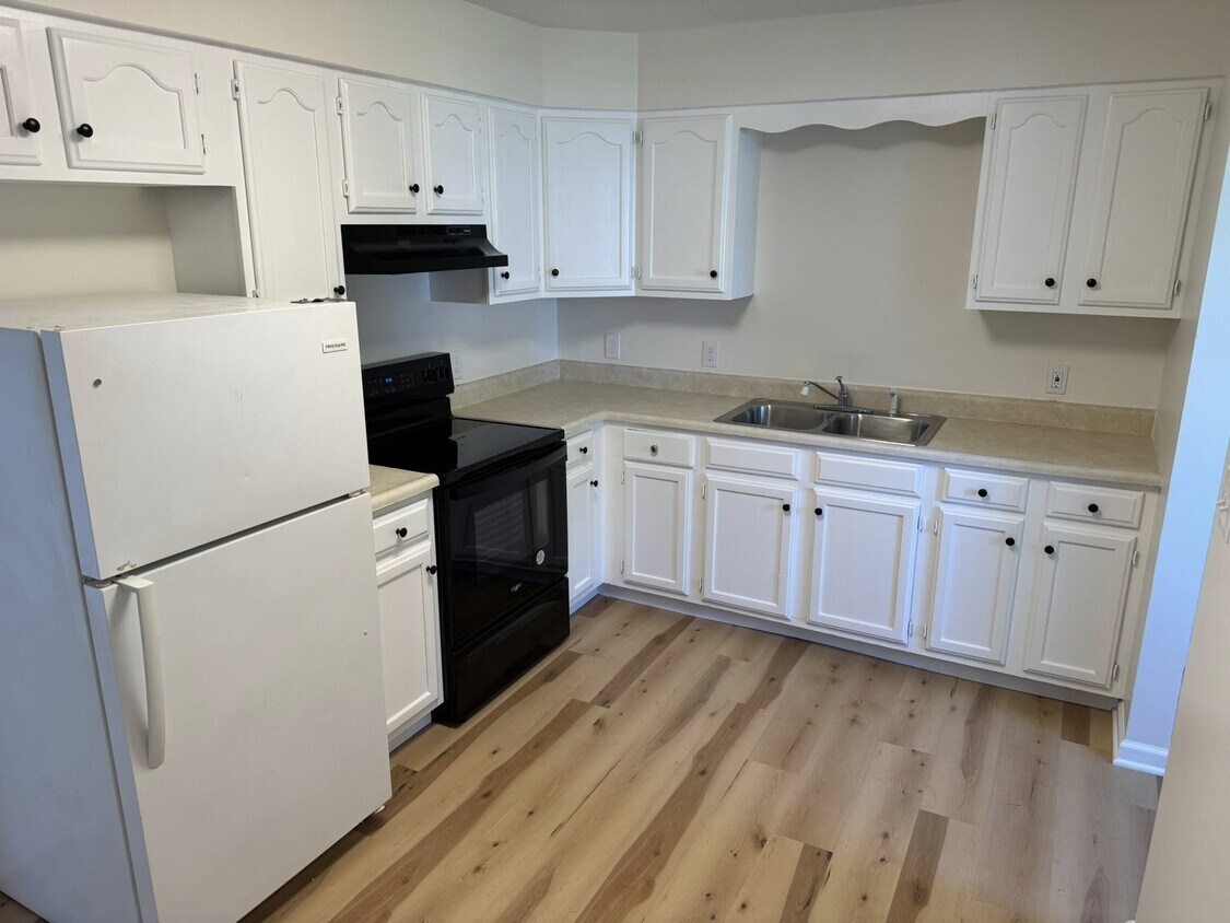 Foto principal - 1131 Vine St