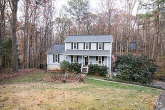 Building Photo - 671 Cheatham Springs Ct