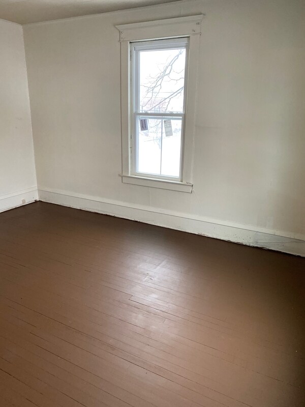 Building Photo - 1119 S College Ave