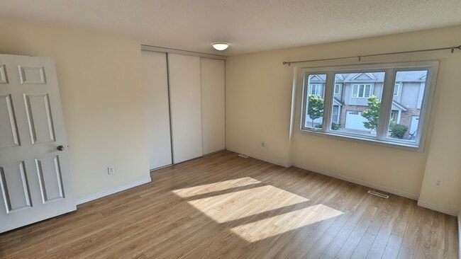 Building Photo - 1600 Mickleborough Dr