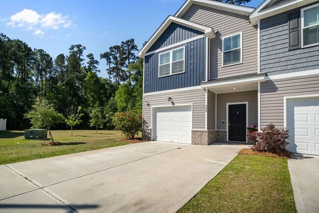 Foto del edificio - Stunning 3 Bedroom Townhome in Towne Park, Pooler GA