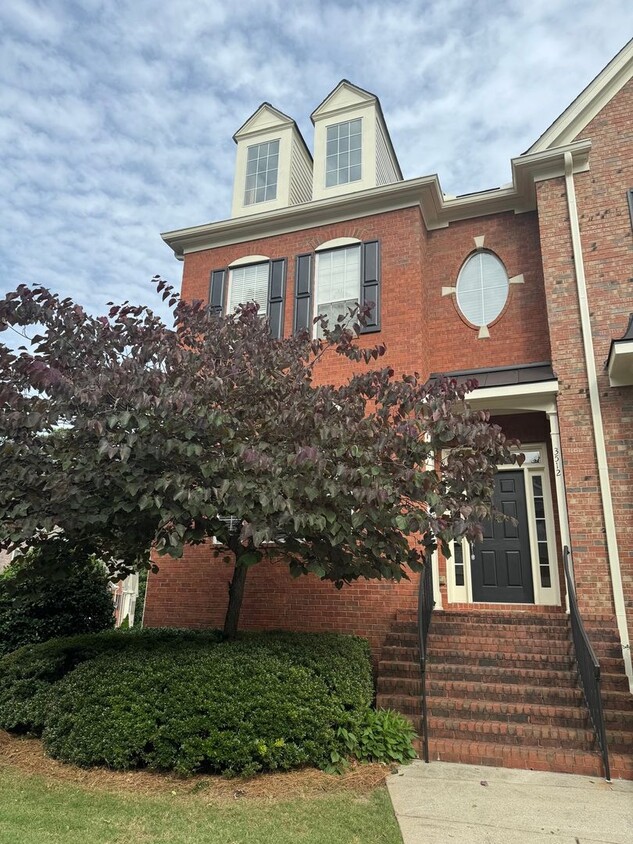 Foto principal - 2 Bedroom Townhome in Atlanta