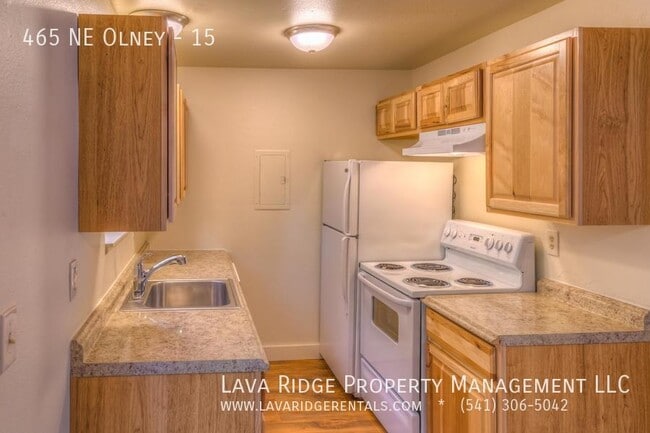 Building Photo - 465 NE Olney-15