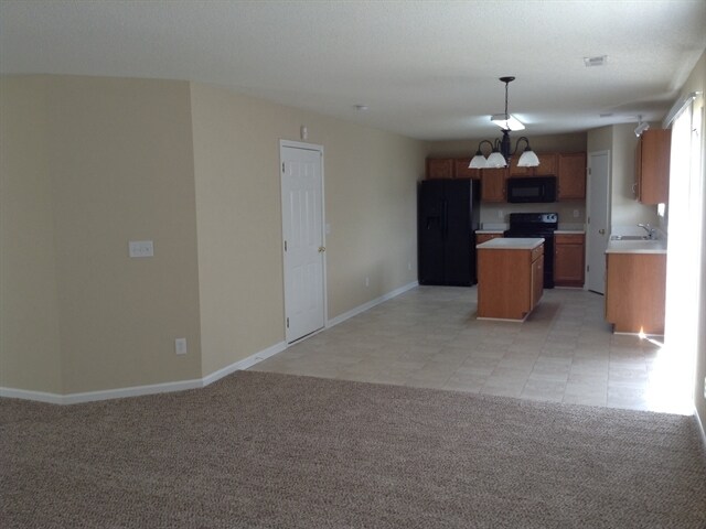 Building Photo - 808 Topsail Drive