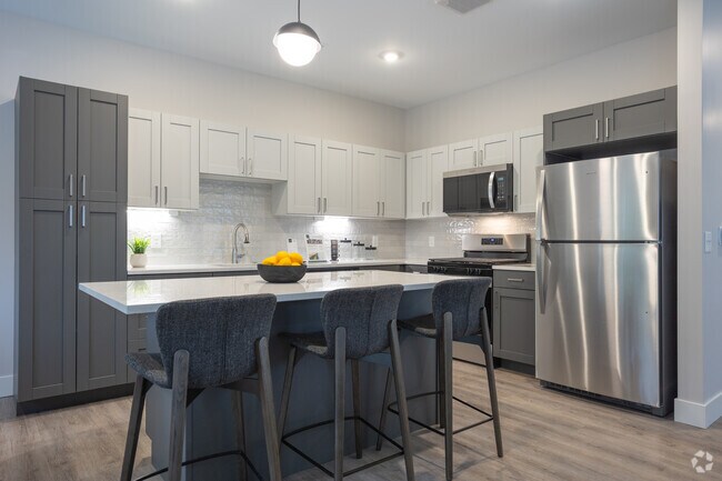 3 habitaciones, 2,5 baños - 157 m² - Cocina - The Summit at Harvey Townhomes