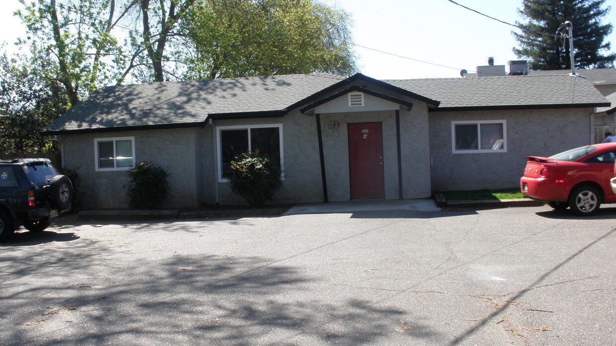 Primary Photo - 1501 W 3rd St