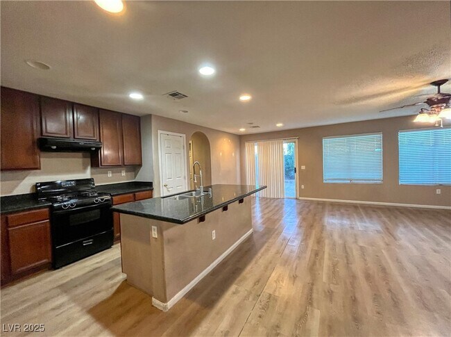 Foto del edificio - 721 E Caballo Hills Ave