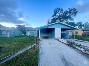 Building Photo - 2716 52nd Ave Dr W