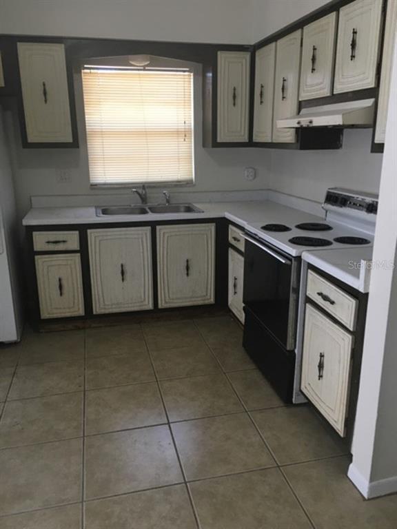 Building Photo - 223 Stefanik Rd