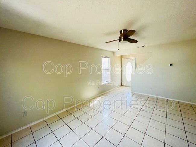 Photo - 6319 Waddesdon Wood Townhome